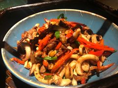 -吃饭皇帝大土家民族菜(正大广场店)