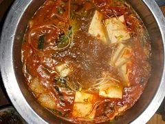 -野山舂·贵州现舂酸汤火锅(鸿通城店)