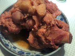 酱骨棒-东北哈尔滨酱骨头馆房掌柜铁锅炖