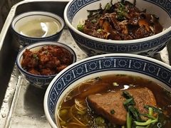 -沪西老弄堂面馆(定西路店)