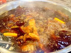 -肖肖酸萝卜鱼火锅(总店)