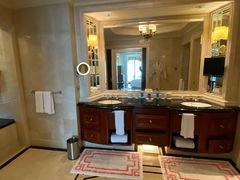 -广州富力丽思卡尔顿酒店