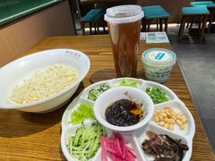 老北京炸酱面-尹三豆汁(前门旗舰店)