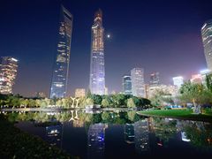 -陆家嘴中心绿地
