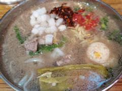 -白露塘杀猪粉(药王街店)