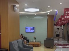 -雅悦齿科(顾村公园店)
