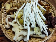 -菌极鲜野生菌火锅店(阳明祠店)