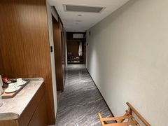 -广东大厦酒店(广州北京路步行街纪念堂地铁站店)