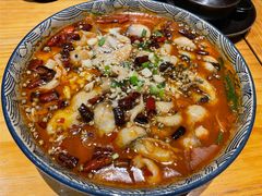 沸腾水煮鱼-十三式重庆江湖菜(金茂览秀城店)