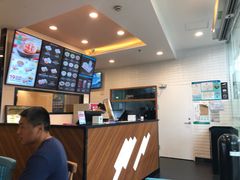 -小杨生煎(金山百联购物中心3楼店)
