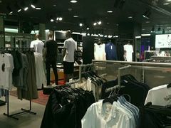 -H&M(鹏欣水游城店)