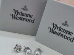 -Vivienne Westwood(上海来福士广场店)