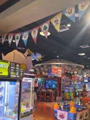 -卡通尼乐园(新达汇三林店)