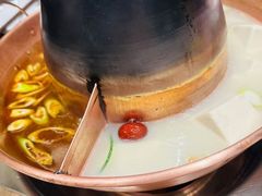-思阁炭香火锅(学伟鑫城总店)