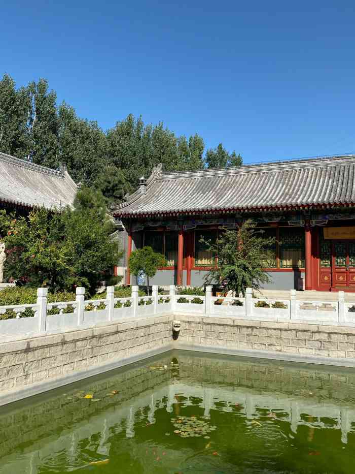 艺麓园景区-"艺簏园景区,位于昌平区南口镇,龙虎台西侧.