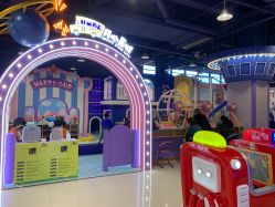 -开心巴士(世纪东方商业广场店)