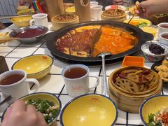 -卤校长重庆火锅(恒隆广场店)