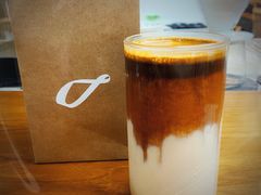 -Line 咖啡(石厦花园店)