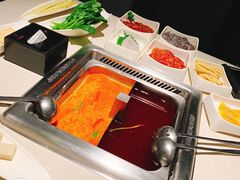 -海底捞火锅鲜切牛肉主题店(长寿路店)