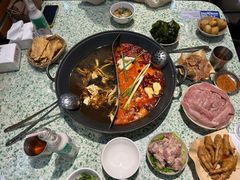 菌汤鸳鸯锅-五里关火锅(牛市口店)