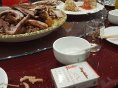 -鸿亨泰杂鱼馆(港馨家园店)