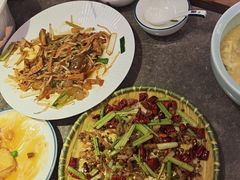 -闫府私房菜(恒隆店)