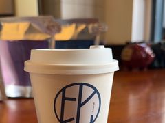 -Be Lived Cafe比例咖啡(摩天轮店)