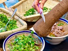 -云阿蛮云南生烫牛肉米线(奉贤路店)