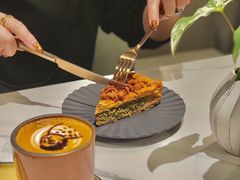 -潮一不贰·法式甜品·生日蛋糕·西式简餐(外滩店)