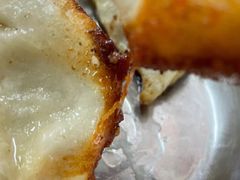 -黄阿姨锅贴大王(万航渡路店)