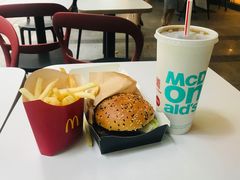 -麦当劳(华融店)