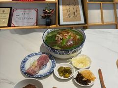 -镇南锅盖面馆(解放路店)