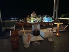 -瑰丽酒店·海吧·天际下午茶·现场DJ·天台酒吧