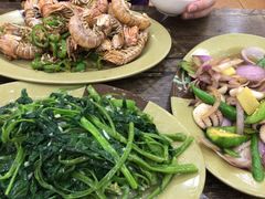 椒盐濑尿虾-贞姨美食·老字号海鲜大排档