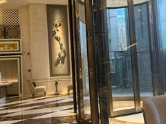 -浅深(世茂滨江精品店)