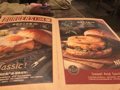 -HIGH FIVE哈福手工汉堡(桂林路店)