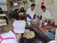 -黄阿姨锅贴大王(万航渡路店)