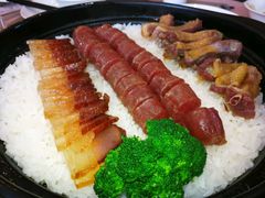 -忆食尚腊味煲仔饭(华南城店)
