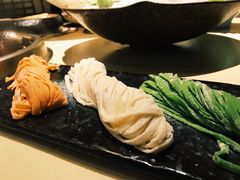 -余欢领鲜火锅(新街口店)