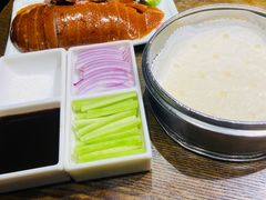 -魁盛居百年鲁菜馆(县西巷店)