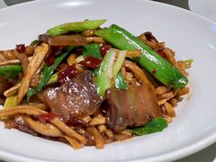 腊肉炒萝卜干-品粹徽园·家常安徽菜