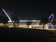 -南京眼步行桥