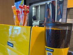 -麦当劳(卫星广场店)