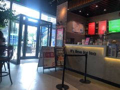 大堂-THE ALLEY 鹿角巷(华润万象城店)