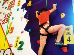 -攀猩儿童攀岩馆(宝乐汇店)