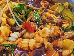 -周良天山牛杂城(天山路总店)