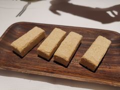 娜帕里勇-谷丽羊肉串·新疆鲜货烧烤馆·清真·夜宵(长沙首店)
