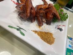 脆皮乳鸽-80s港式茶餐廳