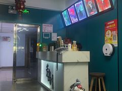 -荒岛实景沉浸密室(江汉路1店)