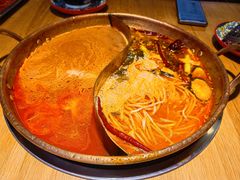 -洱火云南酸菜牛肉火锅(石景山当代商城店)